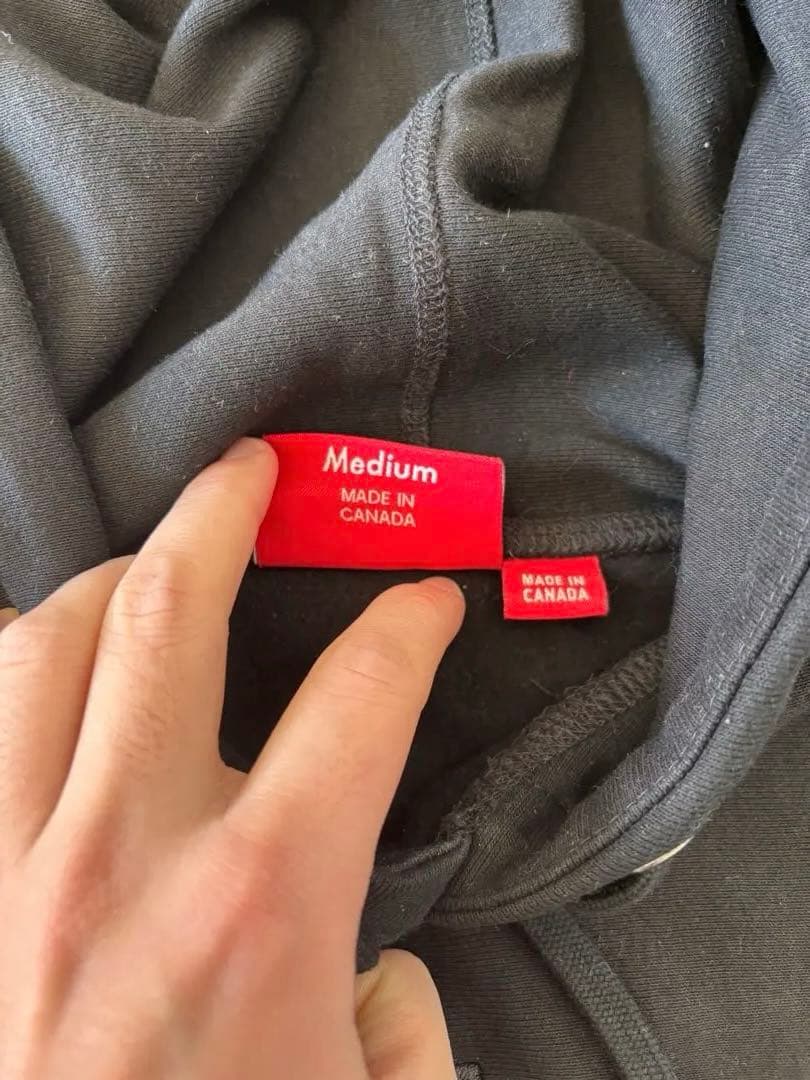 極美品　Supreme シュプリーム パーカー クロスボックスロゴ　キムタク着用