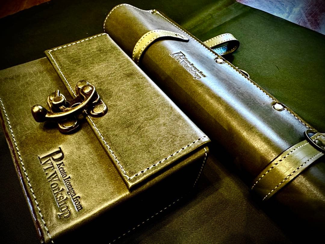 月末SALE！Pvt.Workshop 極CL 本革　デッキケース プレマケース