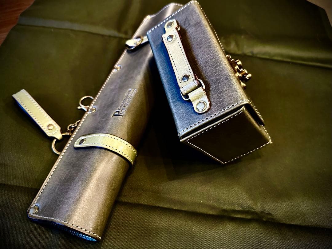 月末SALE！Pvt.Workshop 極CL 本革　デッキケース プレマケース