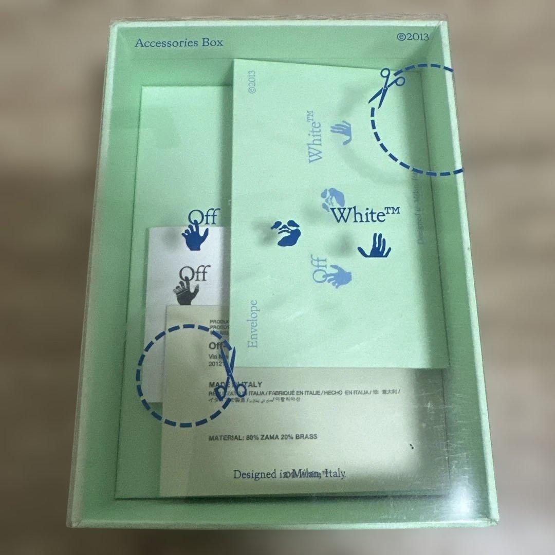 Off-White シルバー クロスネックレス