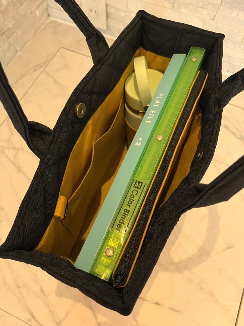 お受験バッグ　黒　自立　保護者会　お稽古バッグ　トート　キルティング　ポーチ付