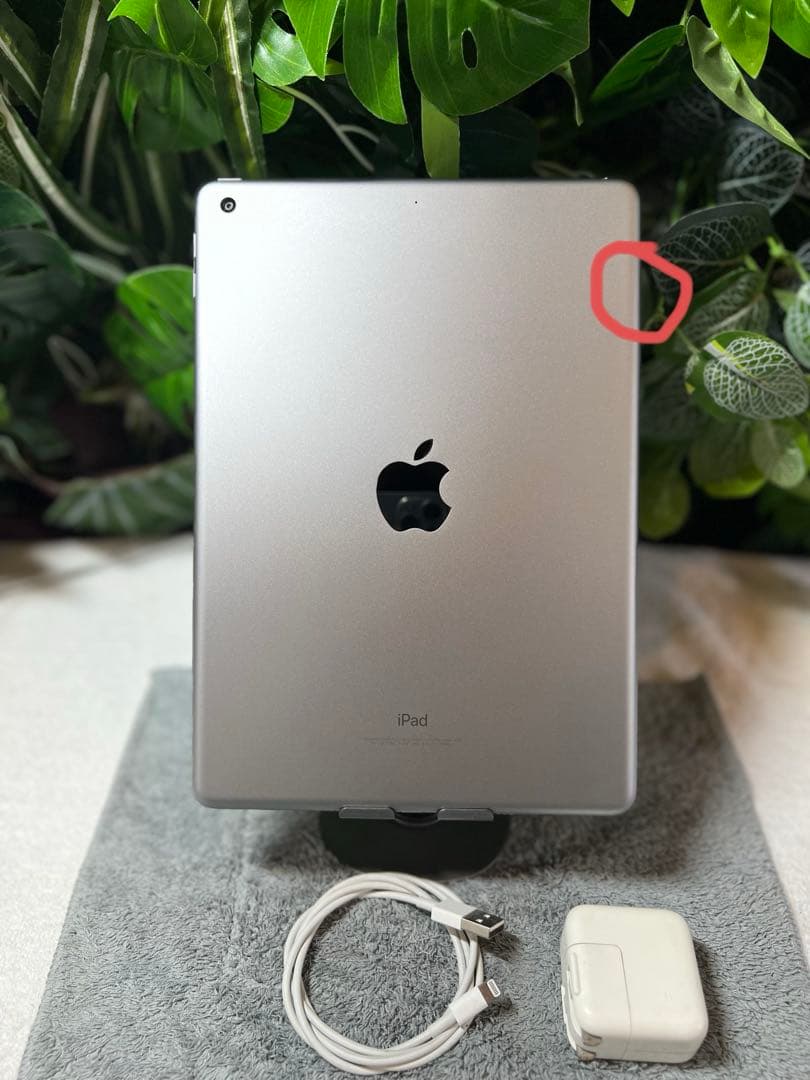 [超美品]Apple iPad 第5世代 /32GB電池健康100%/HW228
