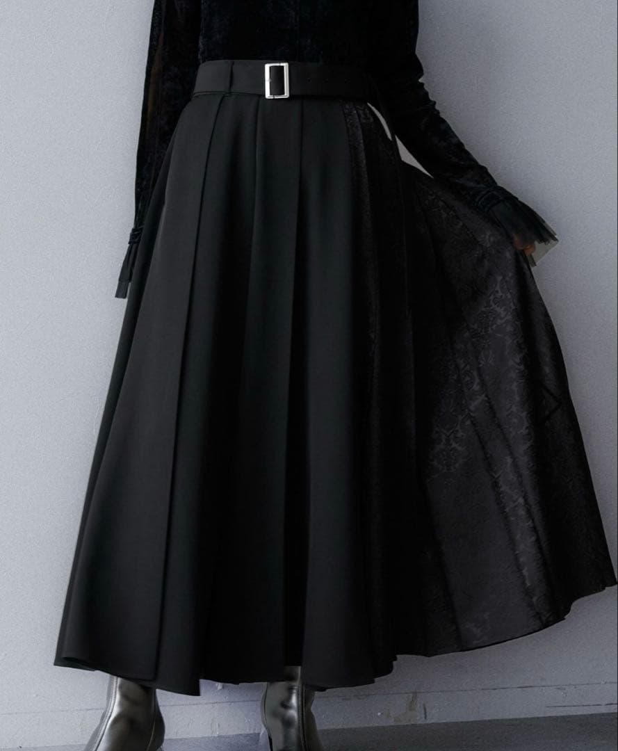 HARE アシメジャガードプリーツスカート