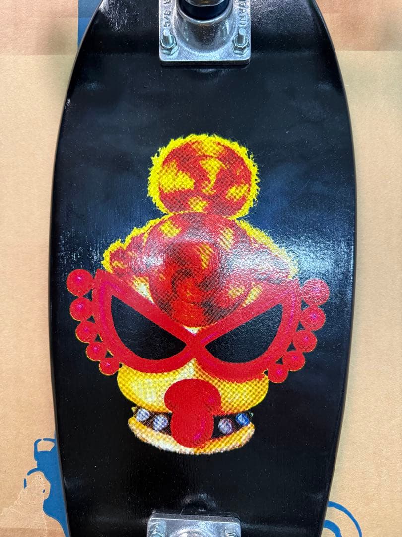 ヒステリックグラマー　スケボー