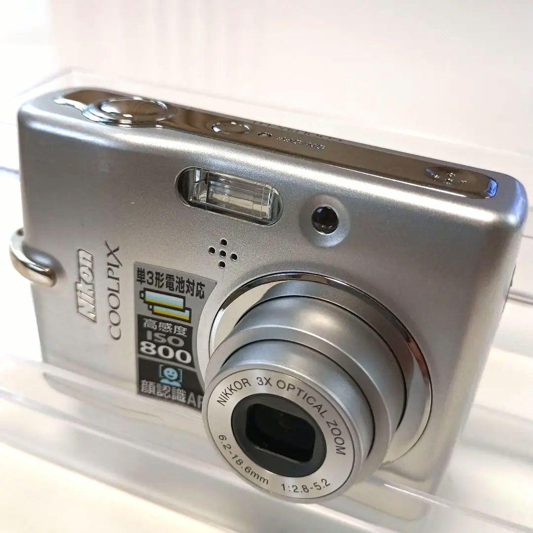Nikon COOLPIX L11 コンパクトデジタルカメラ 動作確認済