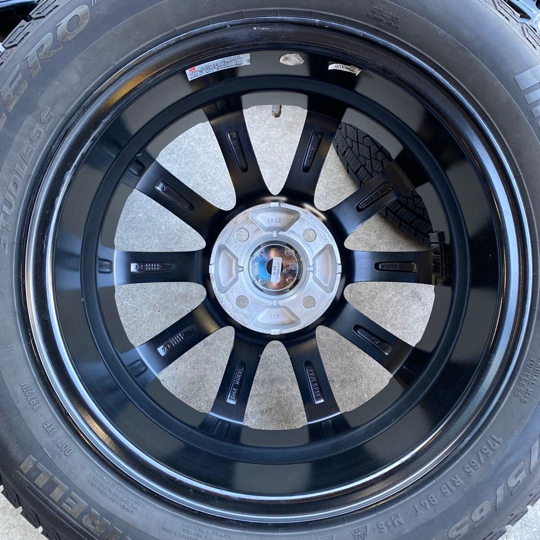 中古溝ありピレリスタッドレスセット175/65R15アクア、フィット　デミオ