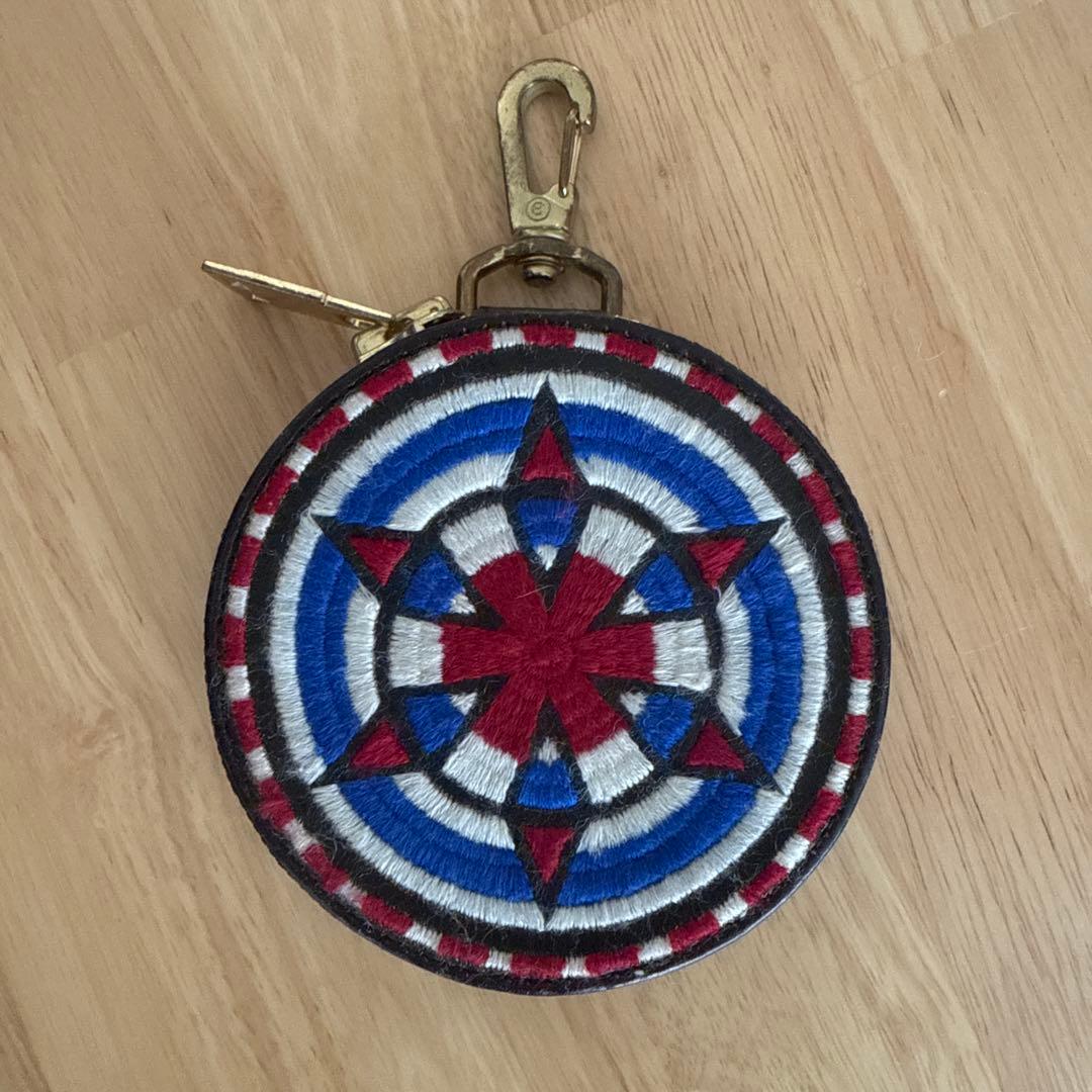 black means ケース サークルポーチ