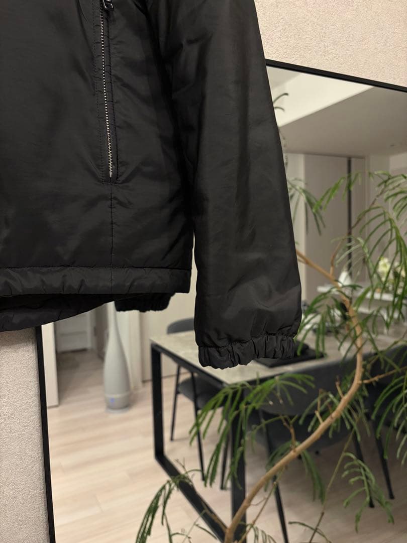 PRADA ナイロンジャケット フーディ ダウン