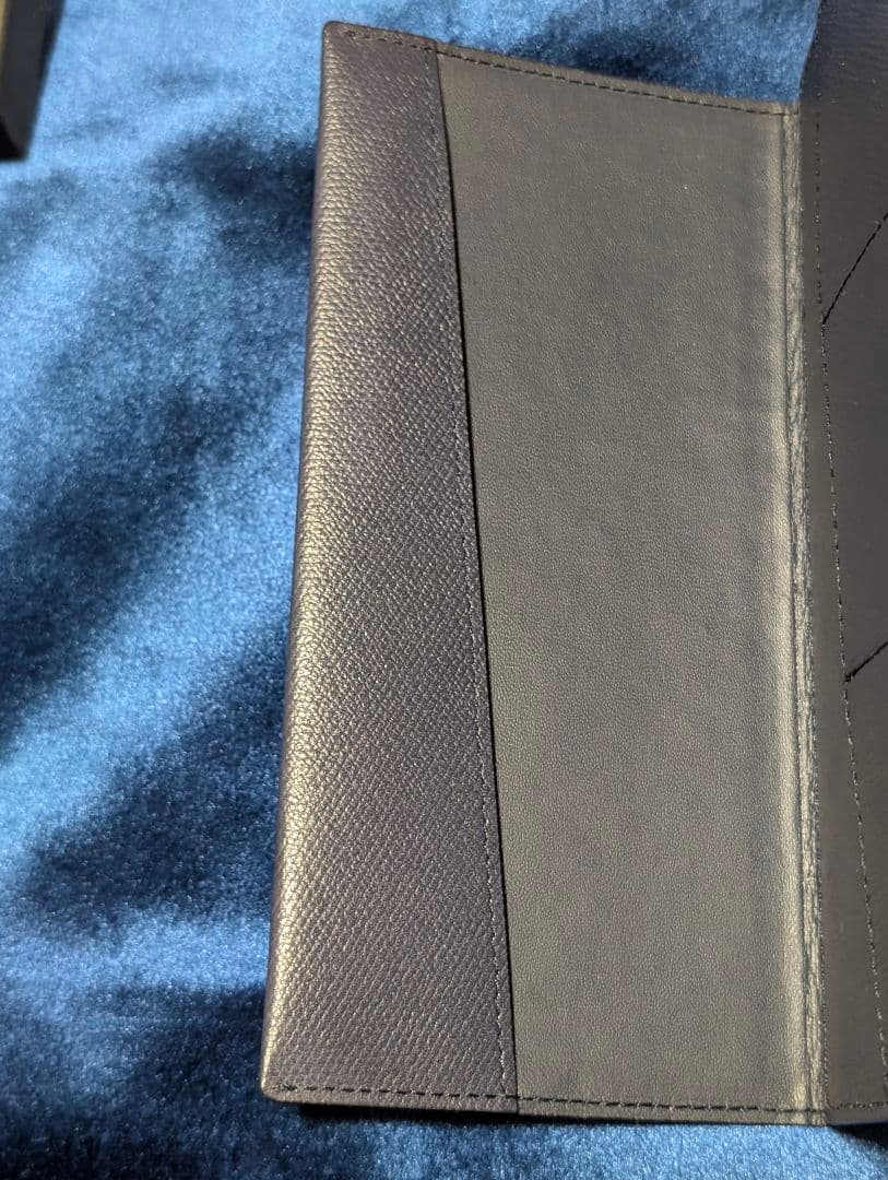 【値下げ】abrAsus アブラサス 薄い長財布 ネイビー 紺色系　極薄　本革