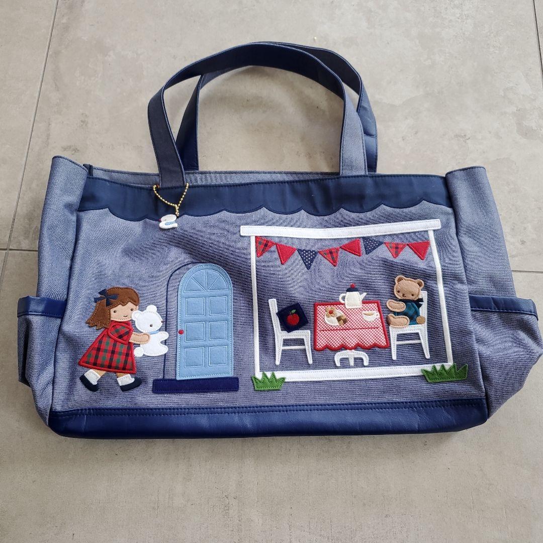 【美品】familiar ファミリア　デニム　マザーズバッグ　チャーム　ワッペン