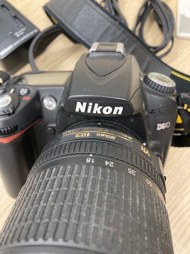 Nikon D90 デジタル一眼レフカメラ 望遠レンズ付き