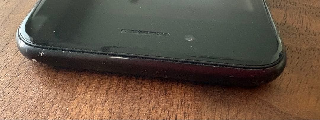 iPhone SE2 64GB SIMフリー 背面割れあり 初期化済み