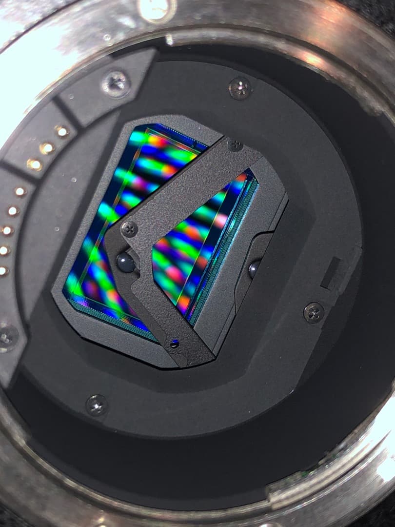 Canon EOS C100 ＋18-200 f3.5 レンズ付き シネマカメラ