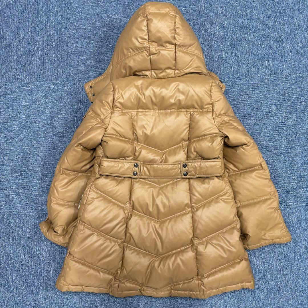 秦*琳様 バーバリーブルーレーベル　ダウンコート　フード付き　ノバチェック　大き