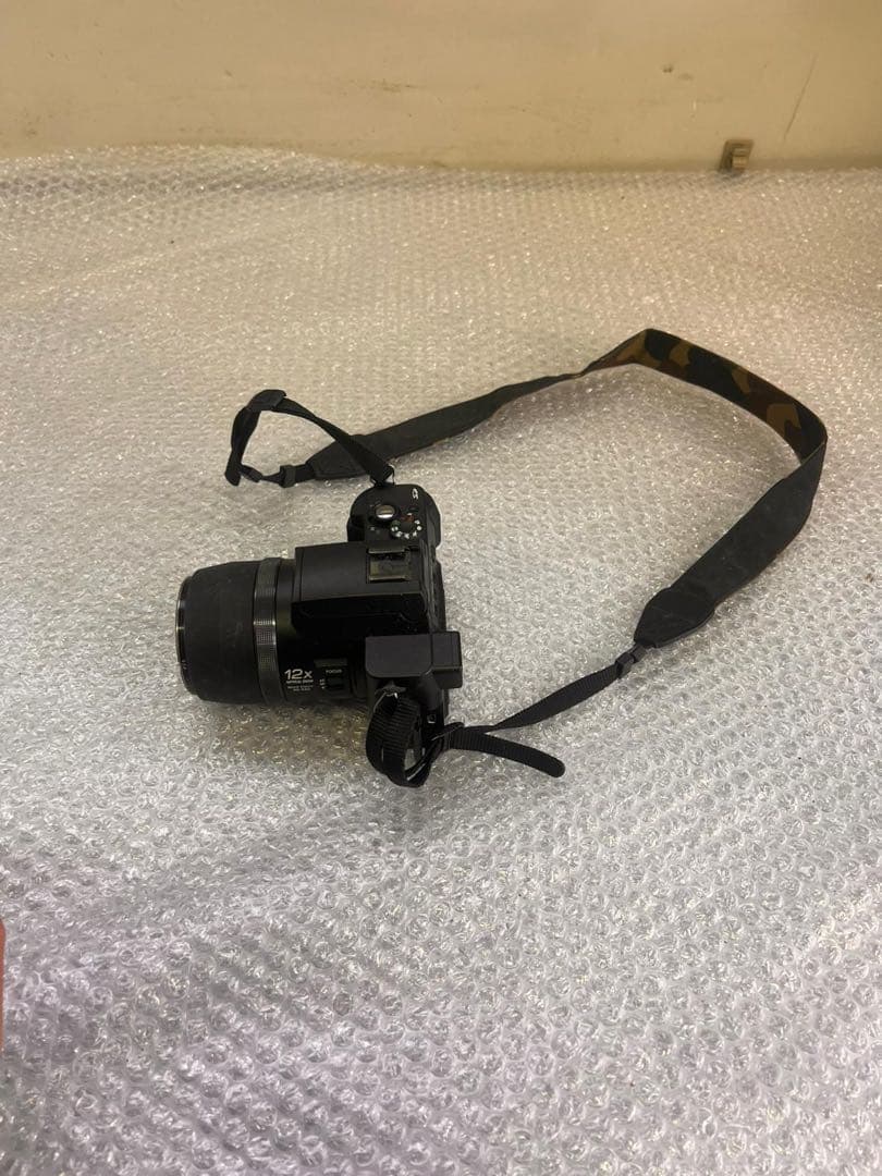 PANASONIC LUMIX デジタル一眼レフカメラ DMC-FZ10