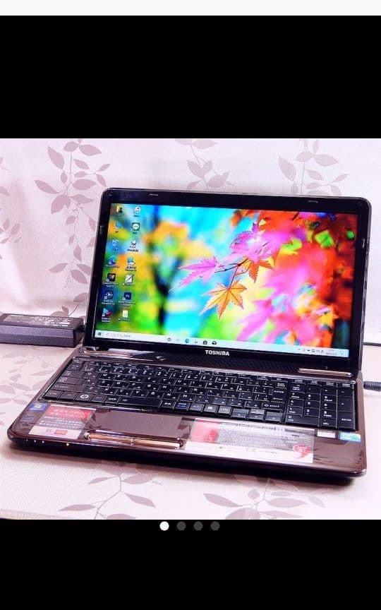 東芝ダイナブックノートパソコン エスプレッソ・ブラウン