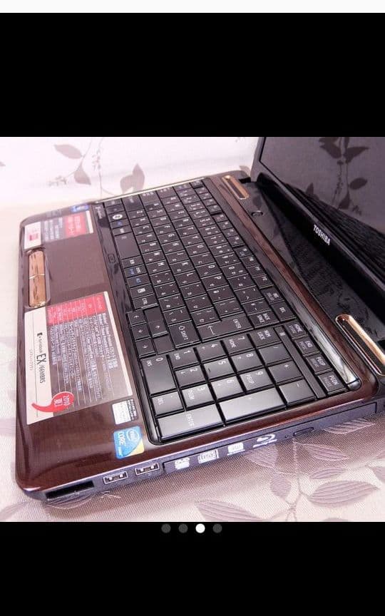 東芝ダイナブックノートパソコン エスプレッソ・ブラウン