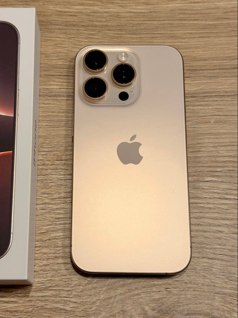 【美品】iPhone16Pro デザートチタニウム 512GB SIMフリー