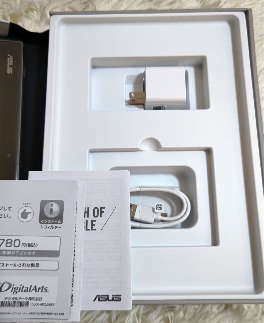 【未使用】ASUS ZenPad 10 Z301M 10.1 Wi-Fi 箱付