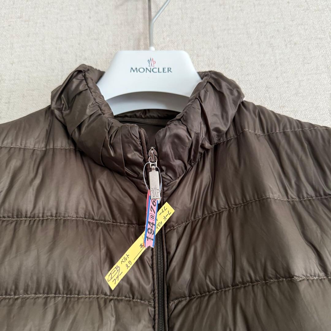 〈クリーニング済み〉モンクレール JARRE 超軽量！ライトダウンジャケット