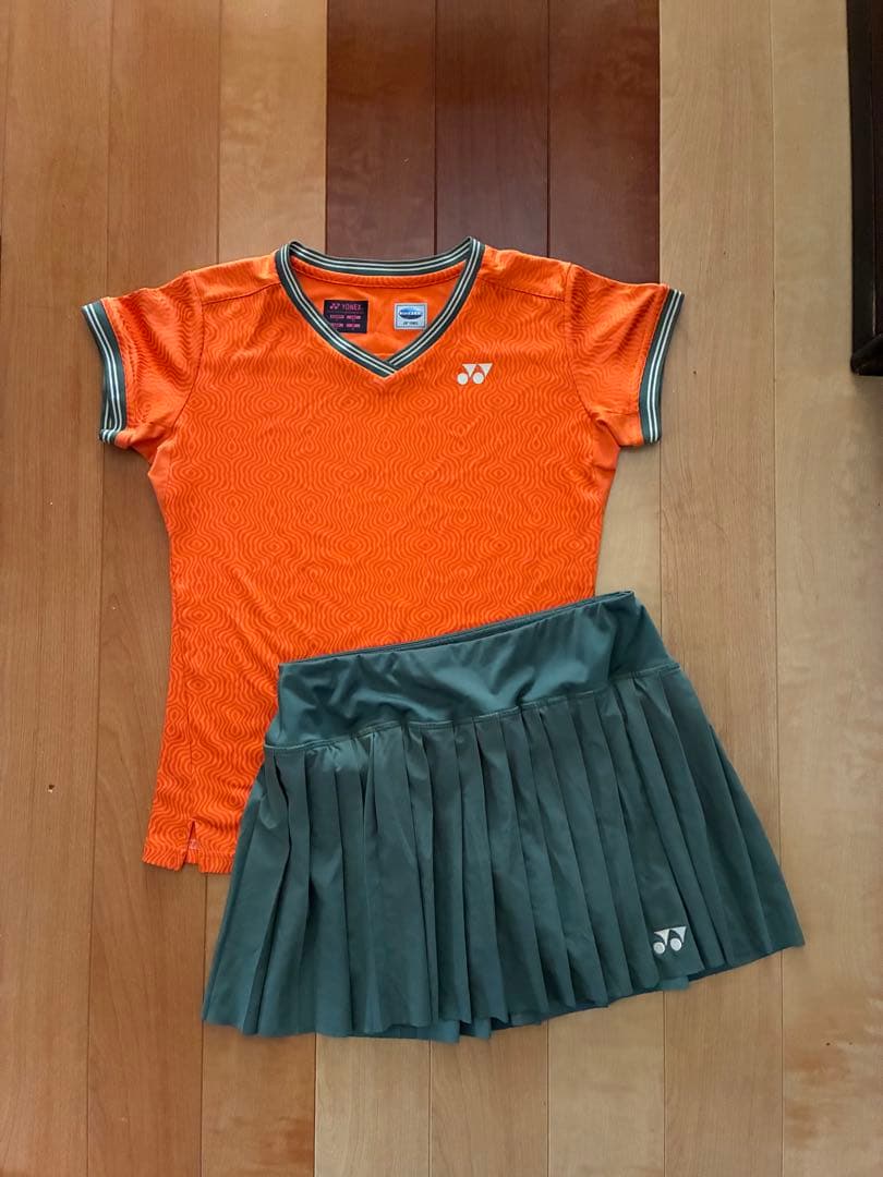 ヨネックス　レディース　セットアップ　M