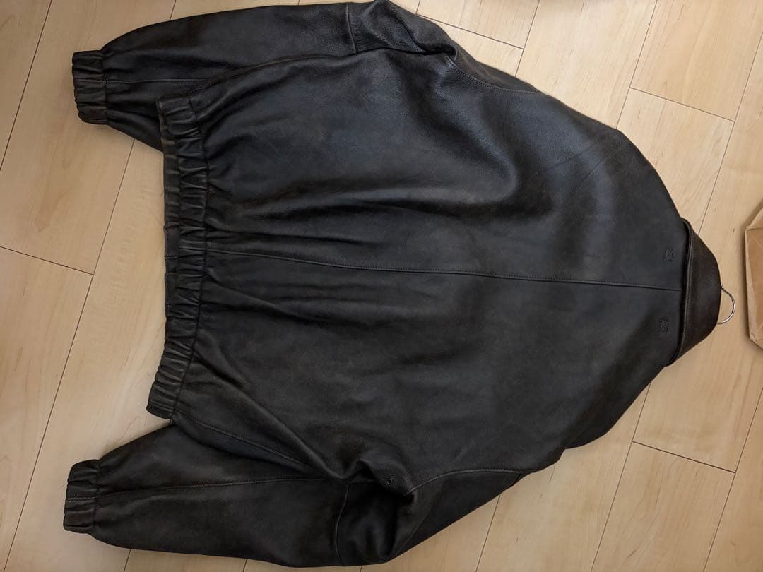 y*i様 完売品h beauty&youth A-2レザージャケット