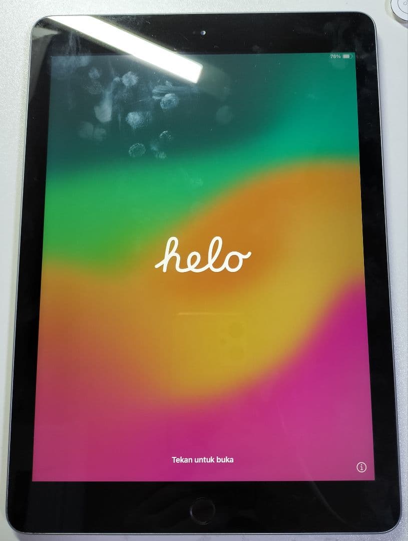 iPad 第6世代 128GB ジャンク品