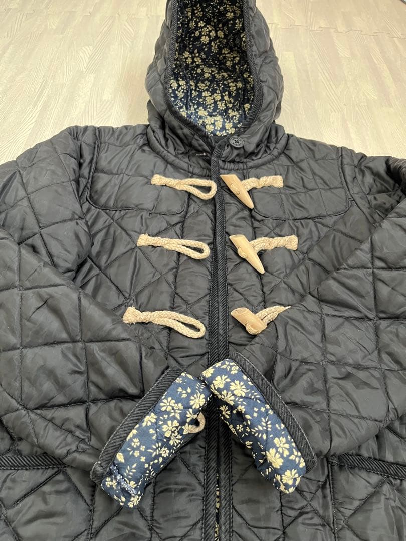 美品 LAVENHAM ラベンハム　リバティカペル柄　ダッフルコート 黒 　36