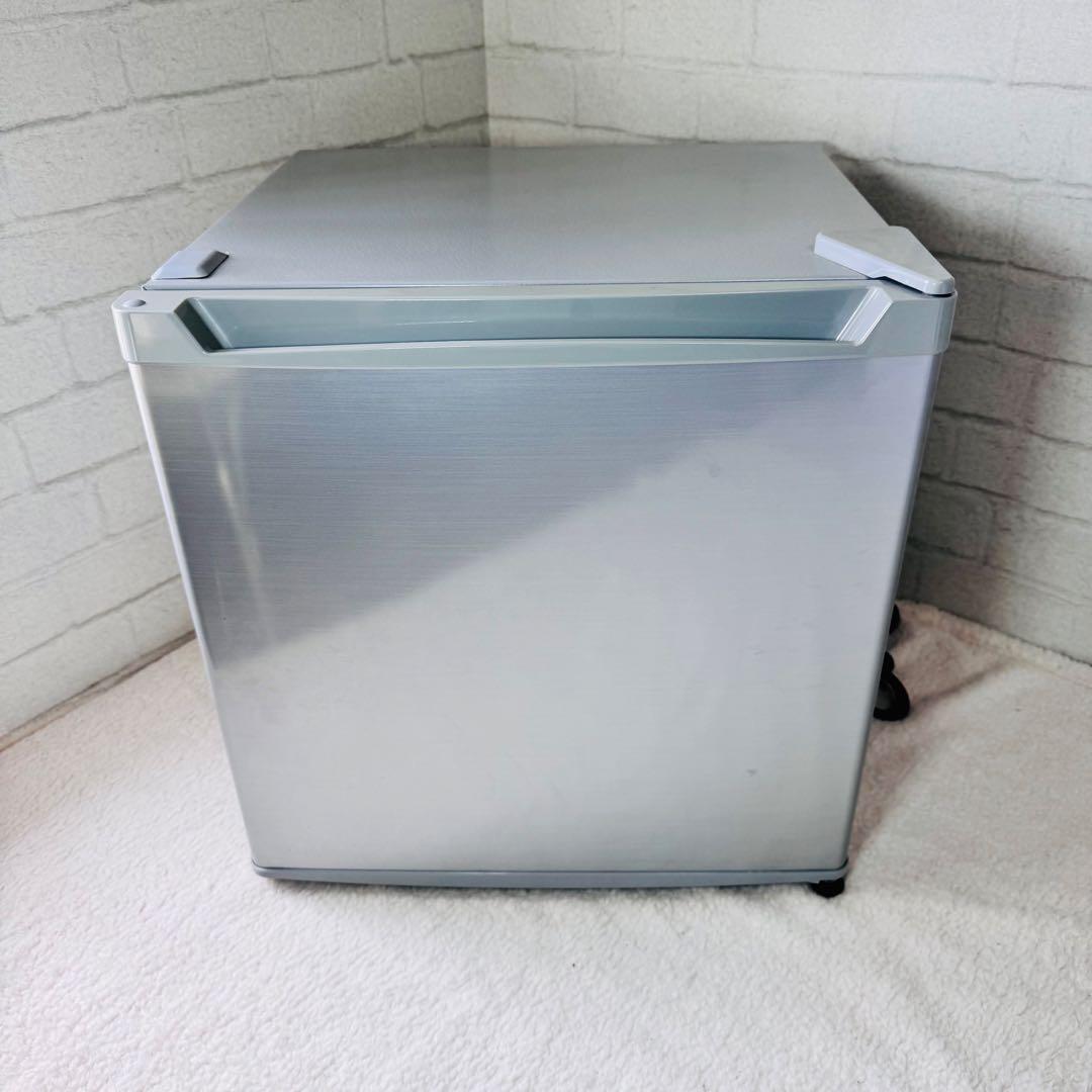 【極美品】今からの季節に！アイリスプラザ 冷凍庫 PF-A32FD-S シルバー