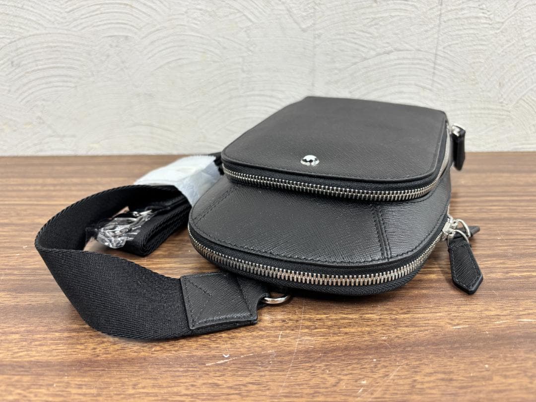 未使用 montblanc  モンブラン スリングバッグ サフィアーノ