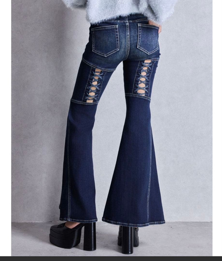 ジェイダ　バックレースアップフレアデニム