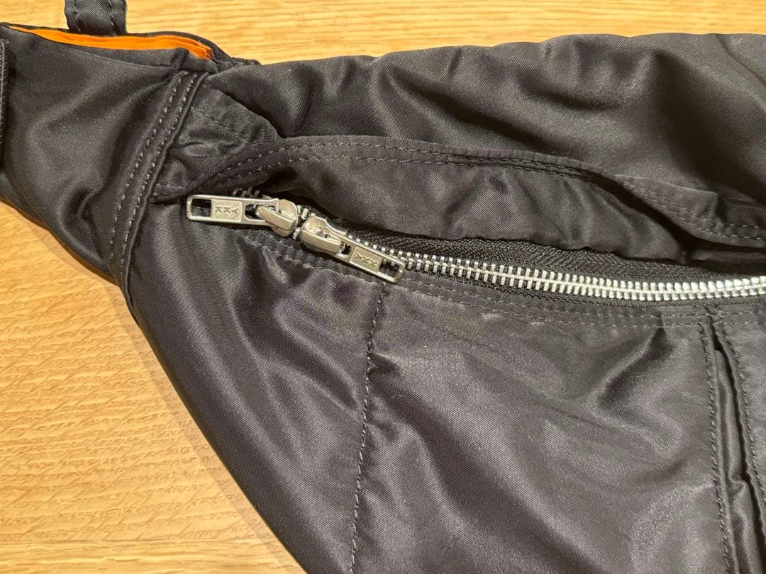 【美品】PORTER タンカー ボディバッグ ショルダーバッグ ブラック