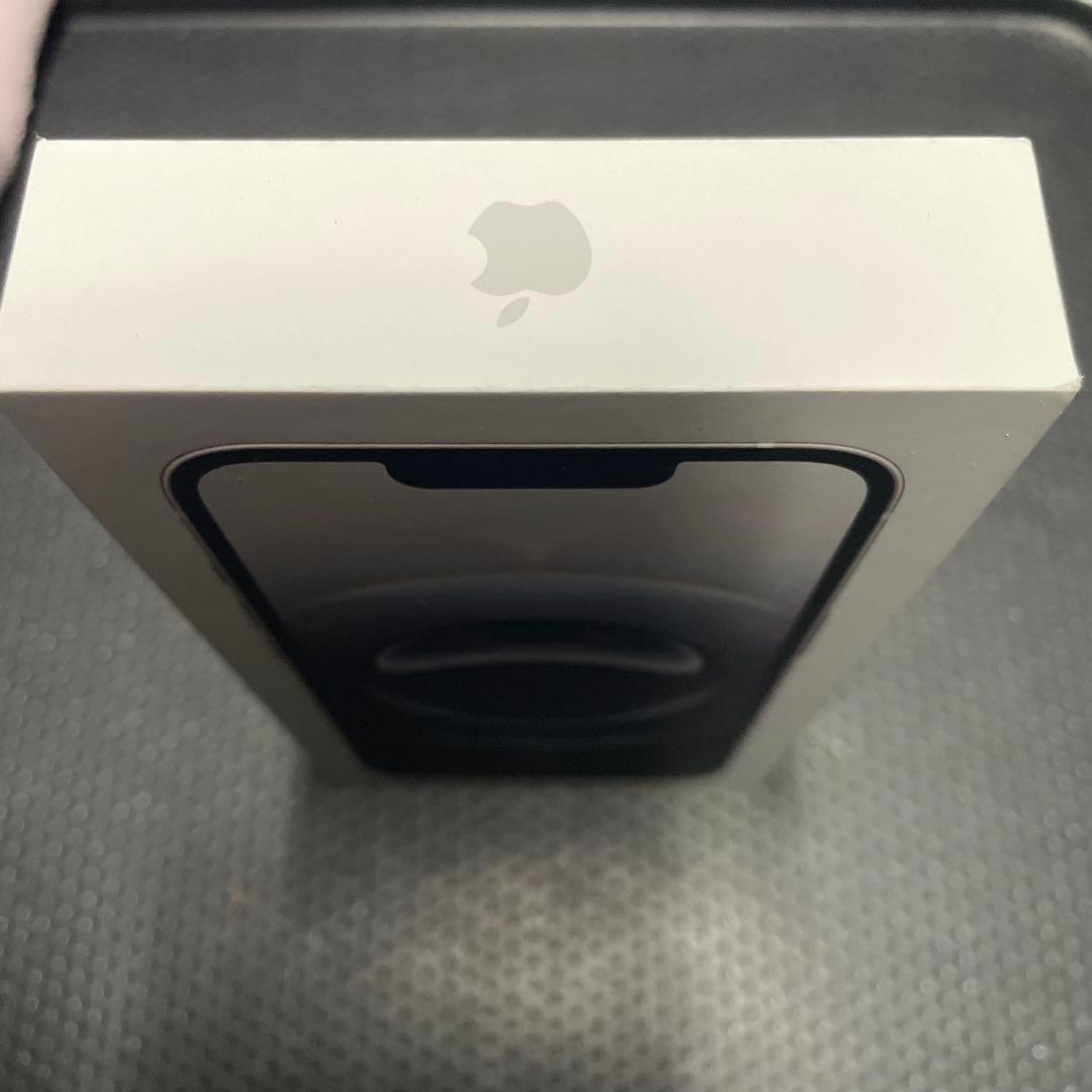 iPhone16e 極美品128GB ホワイト