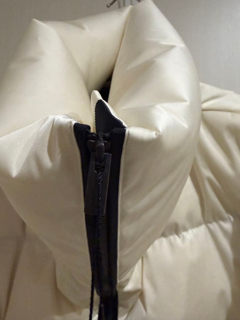 UNIQLO +J ホワイト ダウンジャケット スタンドカラー M