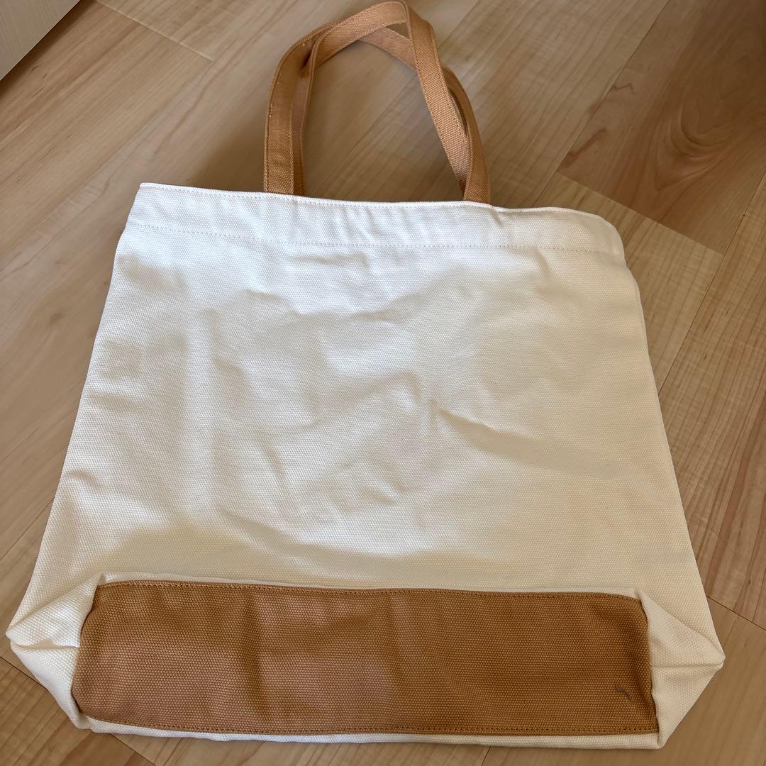 ルイヴィトン フォンダシオン トートバッグ 美術館限定 ホワイト 白