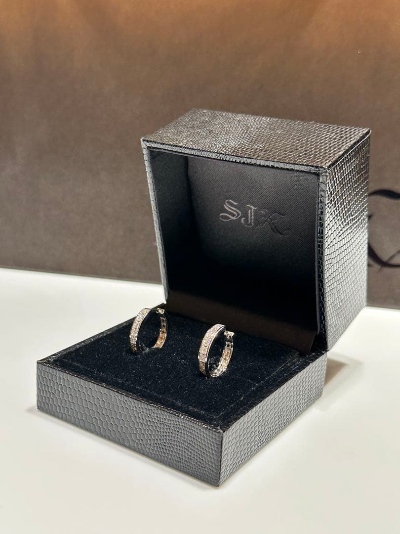 R*M様 【SJX】ダイヤモンド　フープピアス （保証書＋専用箱付き）