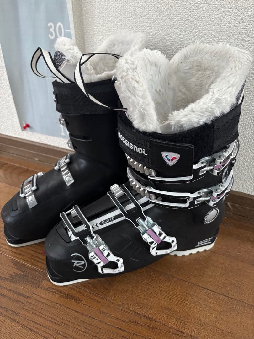 ロシニョール ROSSIGNOL TRACK 70 レディース　スキーブーツ