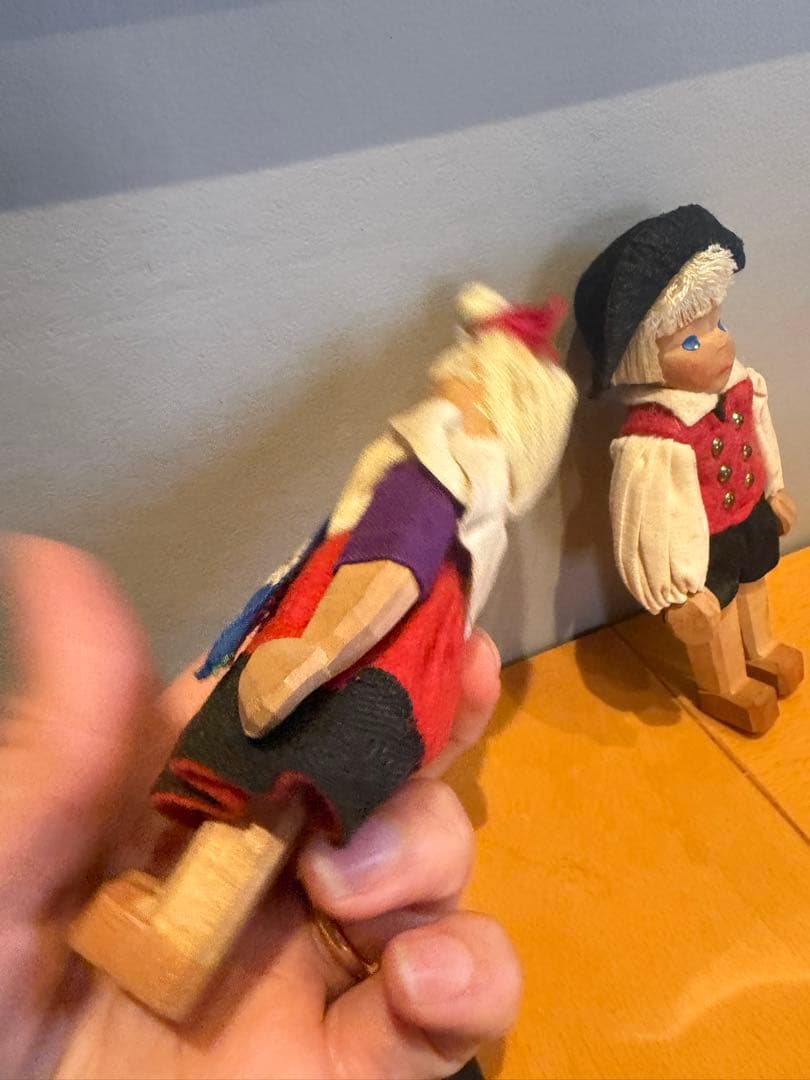 ハーン社　ドイツ　木製　ostheimer ドールハウス　人形　女の子　民族衣装