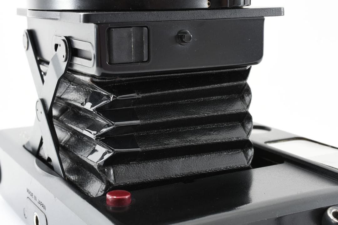 フィルムカメラ PLAUBEL makina 67/Nikon NIKKOR 80mm F2.8