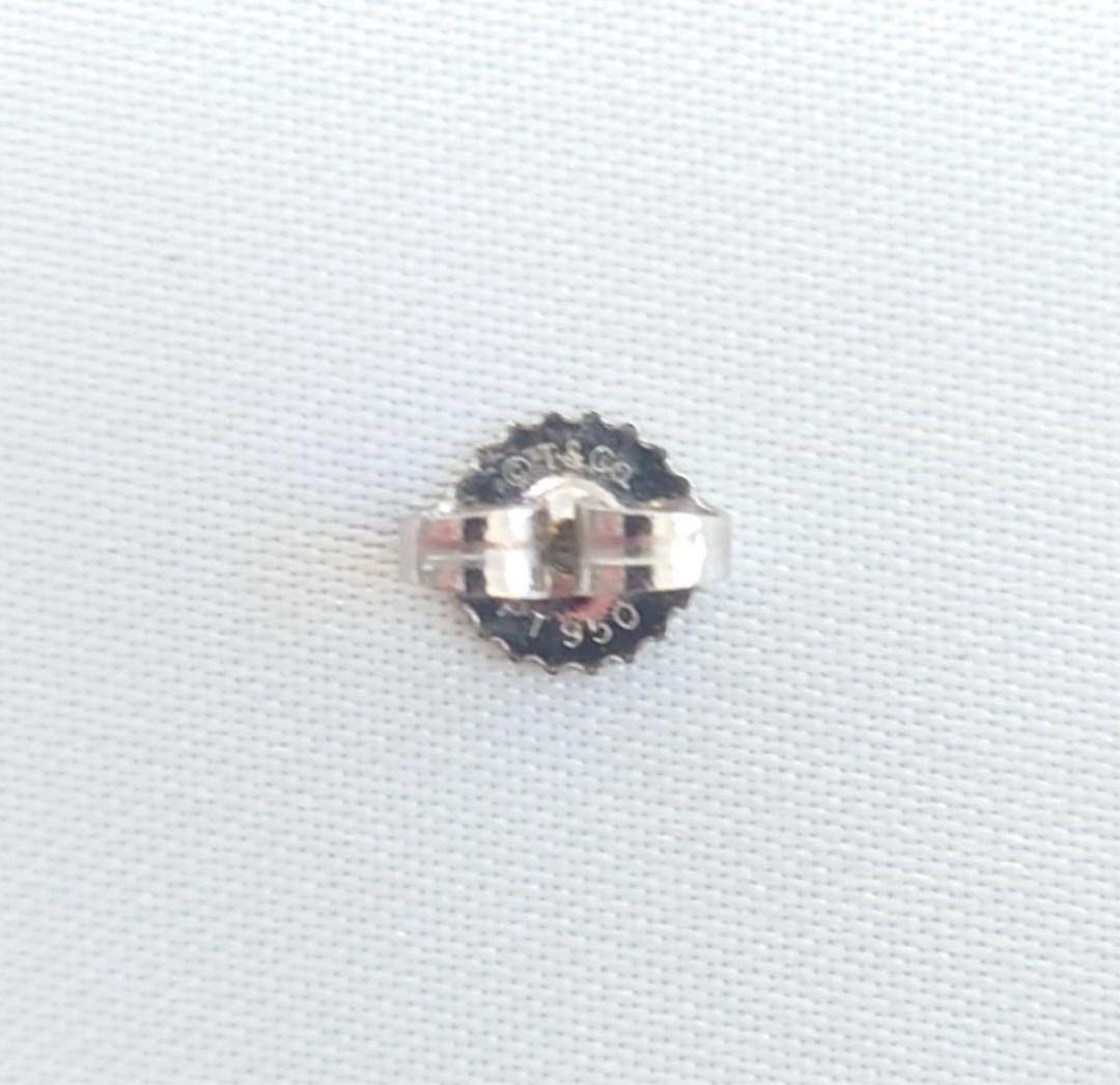 ティファニー ソリティア ダイヤモンドピアス