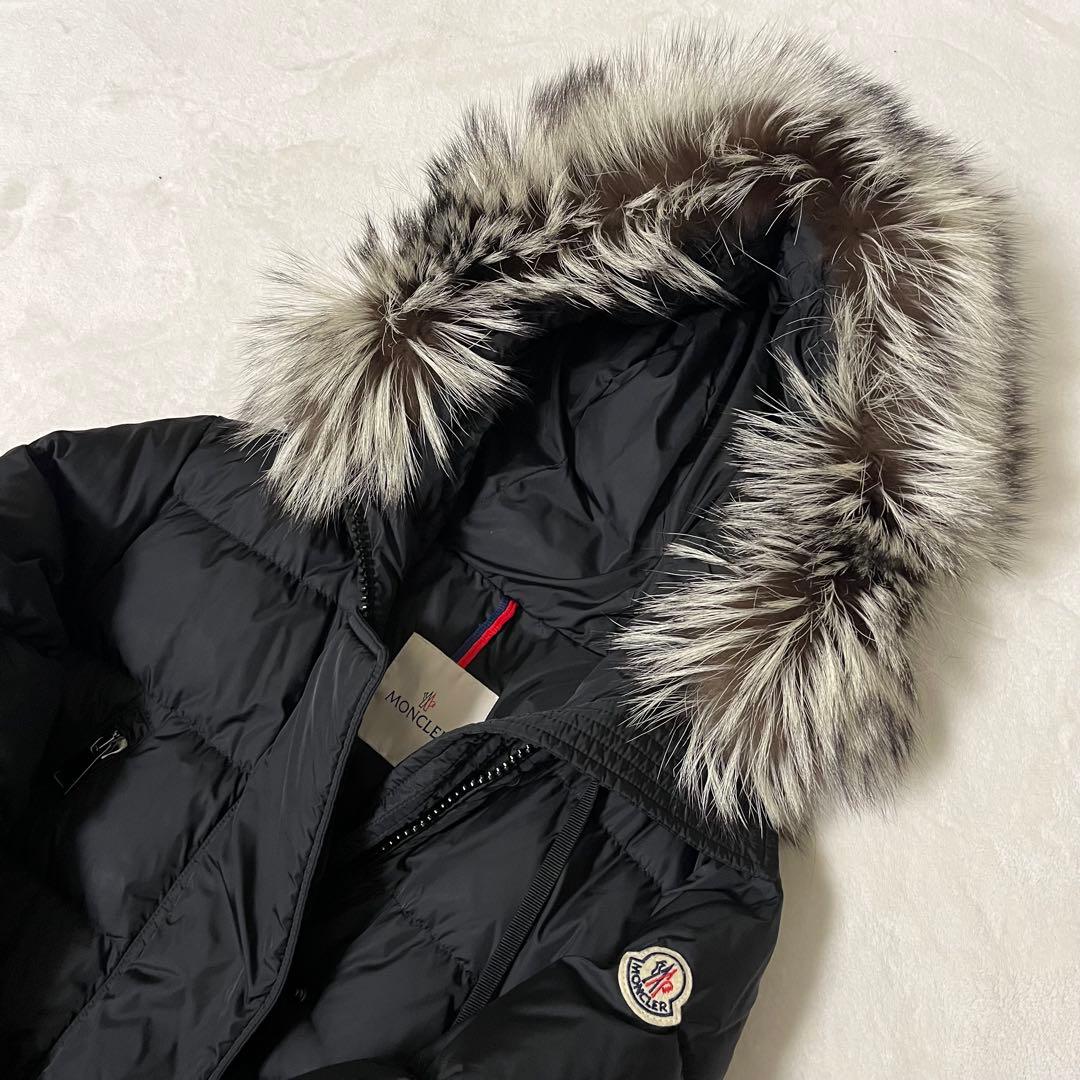 MONCLER APHROTI リアルファー付　ダウンジャケット　黒　3
