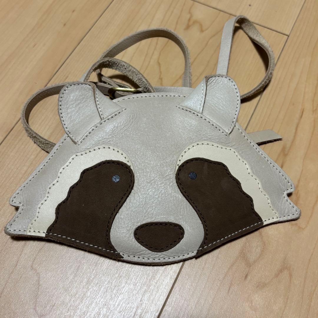 し*う様 Donsje Raccoon hairclip pochette