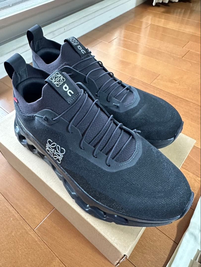 On LOEWE Cloudtilt All Black サイズ44