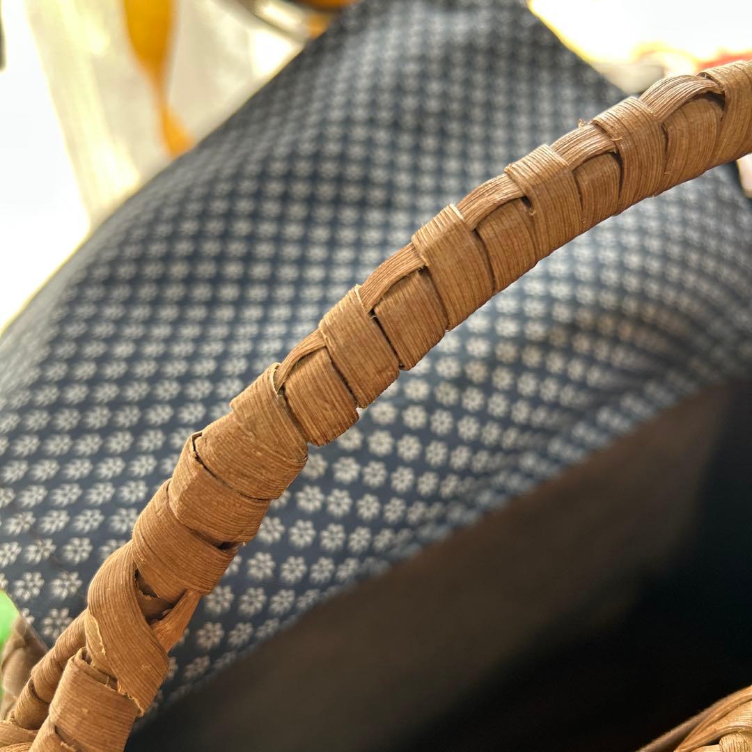 国産やまぶどうバック　　　23000円までならお下げします