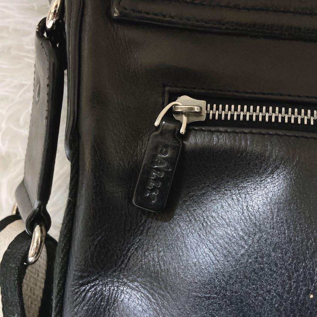 ToShi ⭐️バリー　メッセンジャーバッグ　TAN TRAIN