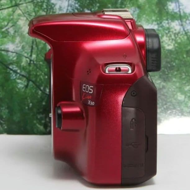 ❤スマホに動画と写真転送OK☆人気の赤☆美品♪Canon Kiss X50❤