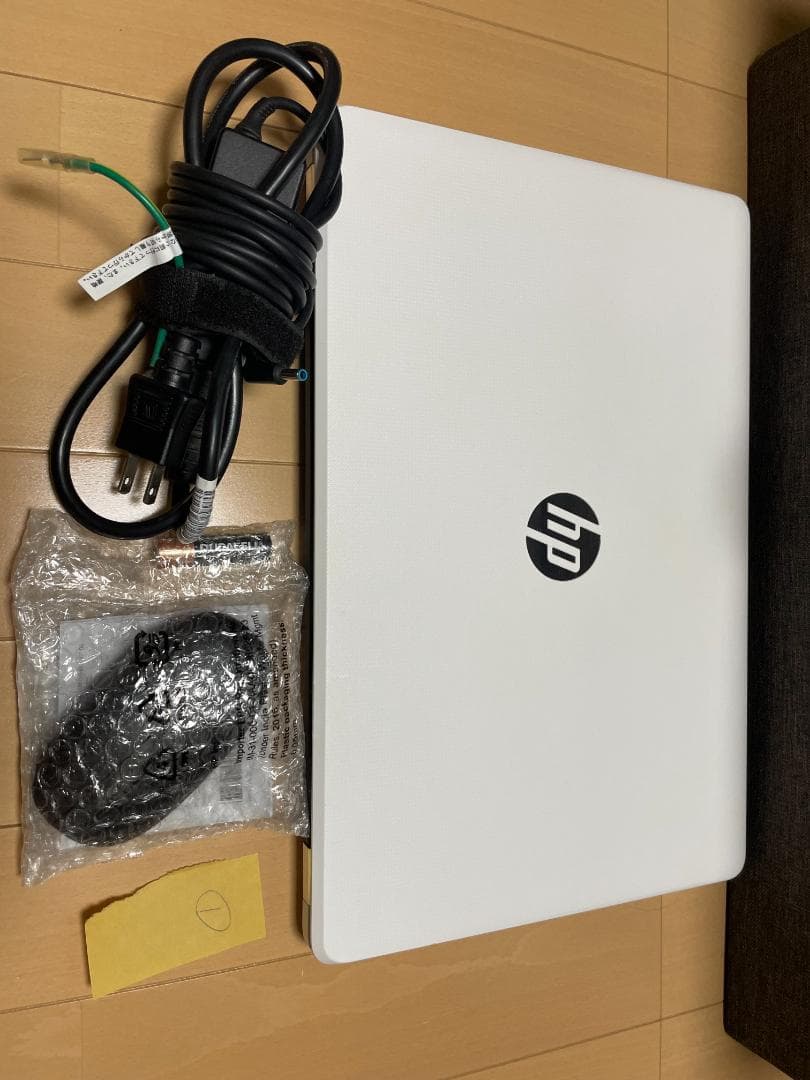 ①HP 15.6型ノートPC 最新windows11導入済！ 新品マウス付