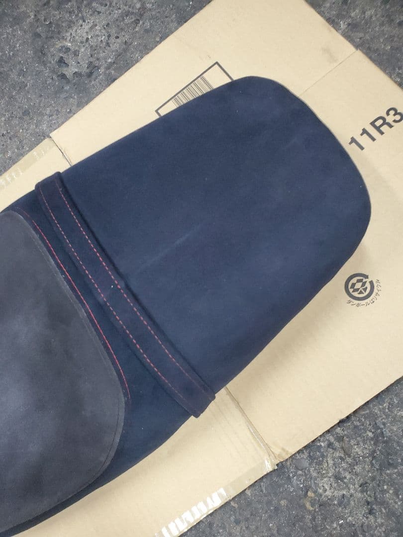 ホンダCB400SF/SB用 カスタムシート NC42型外し 美品