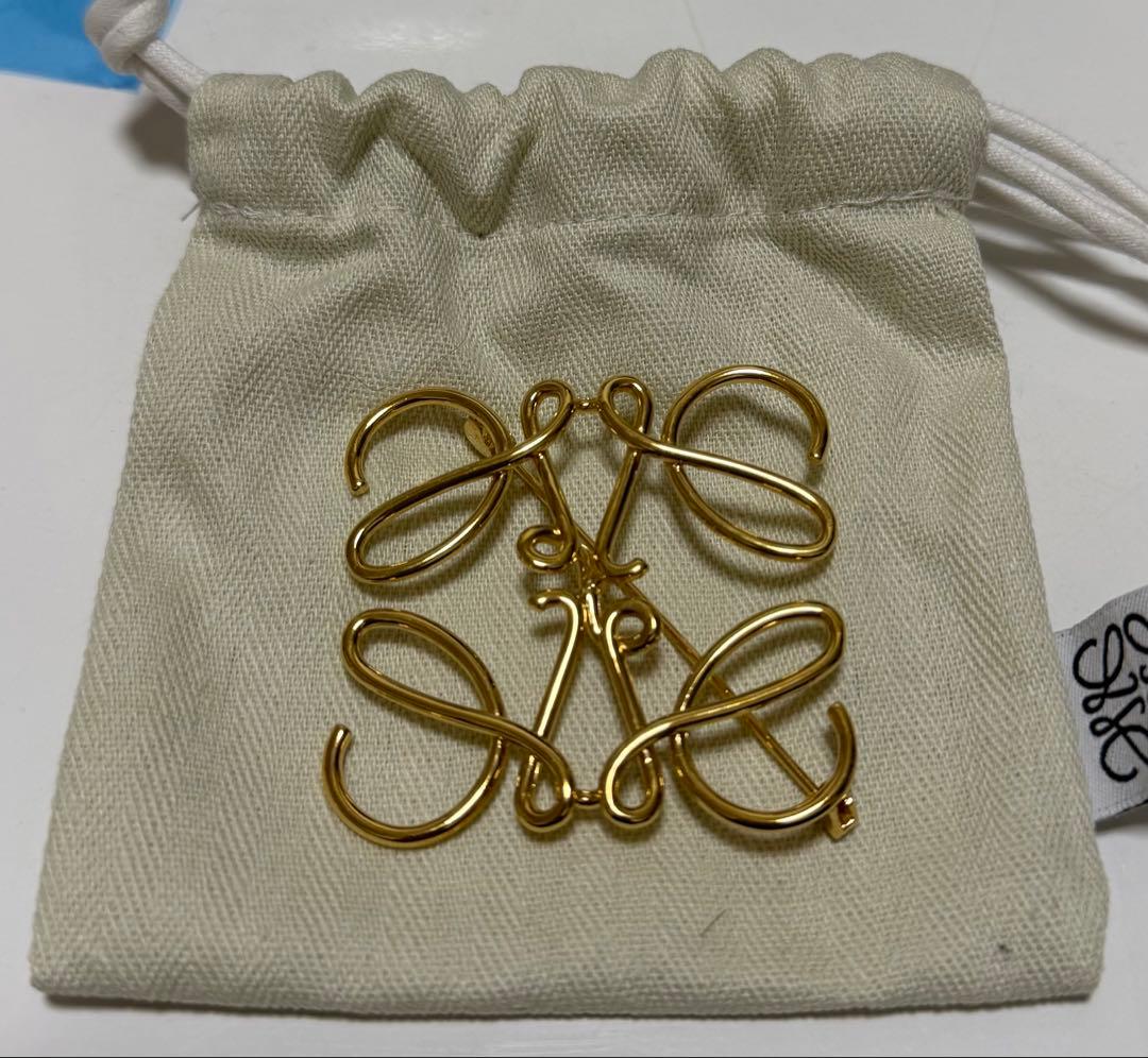 LOEWE ロエベ ブローチ