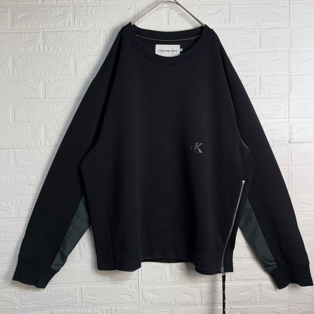 【極美品】   カルバンクライン cK トレーナー